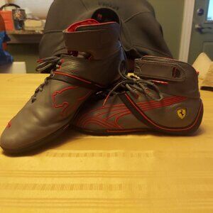 PUMA Ferrari Racing Shoes Boots Sneakers US 8 UK 7 Gray Leather Ferrari Driving